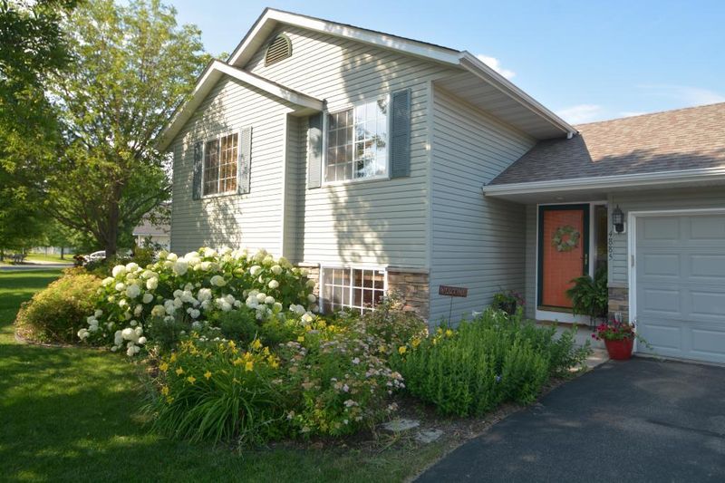 4885 190th St W, Farmington, MN 55024