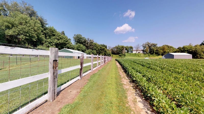 N20077 Angels Ridge Rd, Galesville, WI 54630