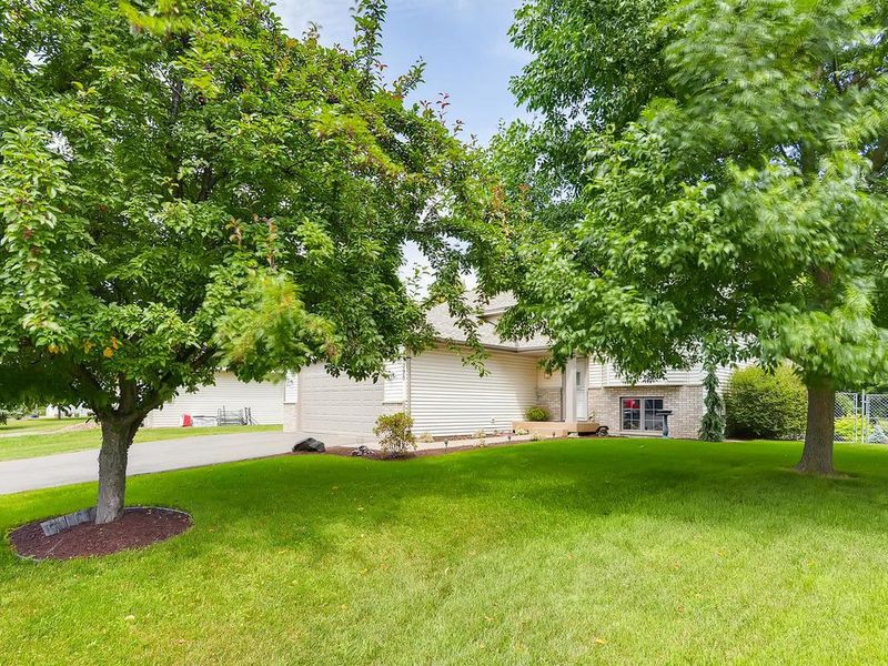 11095 196th Ln NW, Elk River, MN 55330