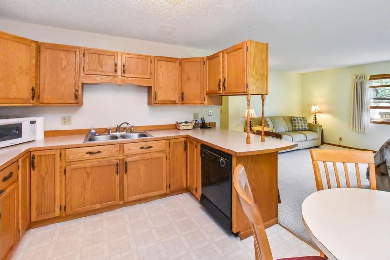 400 106th Ave NW, Coon Rapids, MN 55448