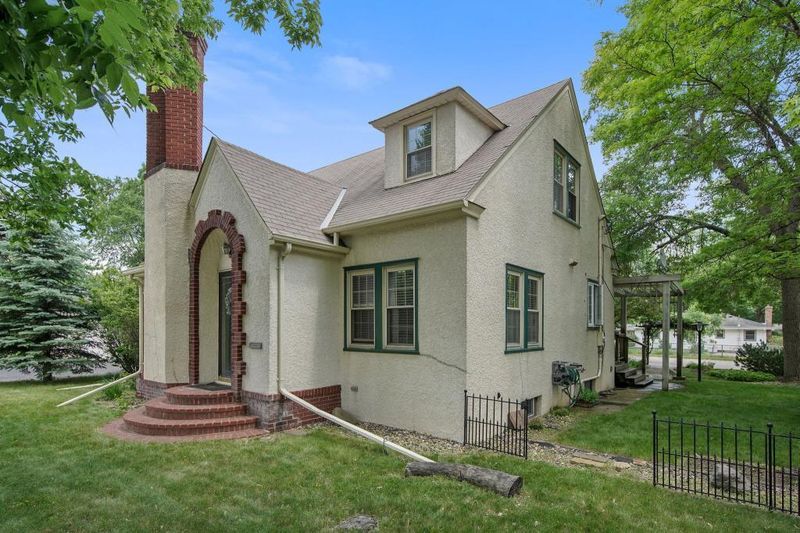 8417 Portland Ave S, Bloomington, MN 55420