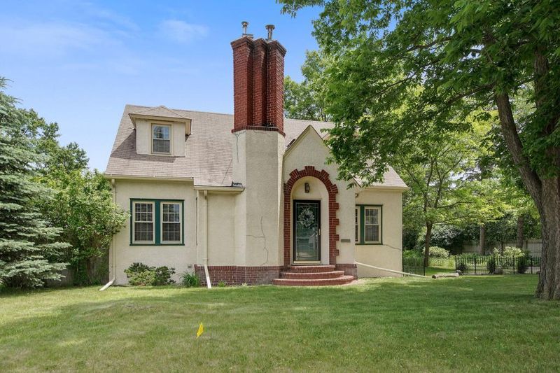 8417 Portland Ave S, Bloomington, MN 55420