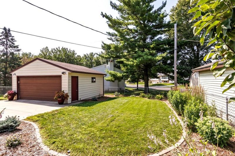 2314 18th St NW, Rochester, MN 55901
