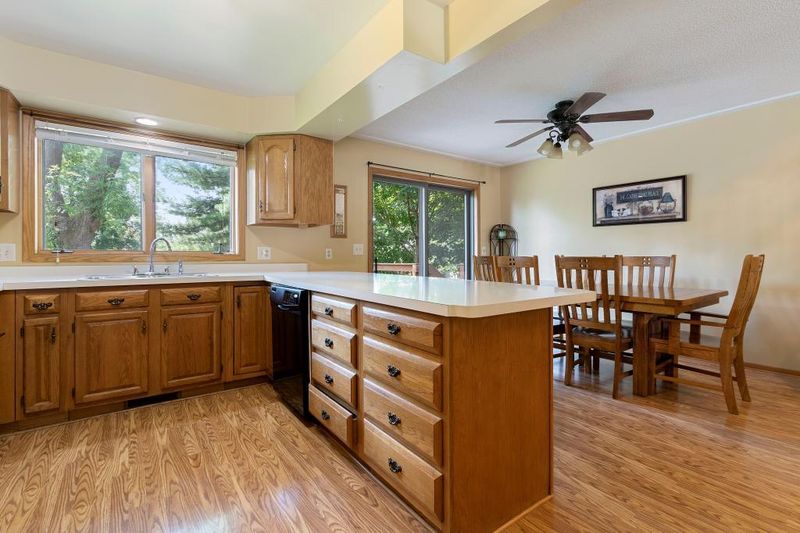 2836 46th St E, Inver Grove Heights, MN 55076