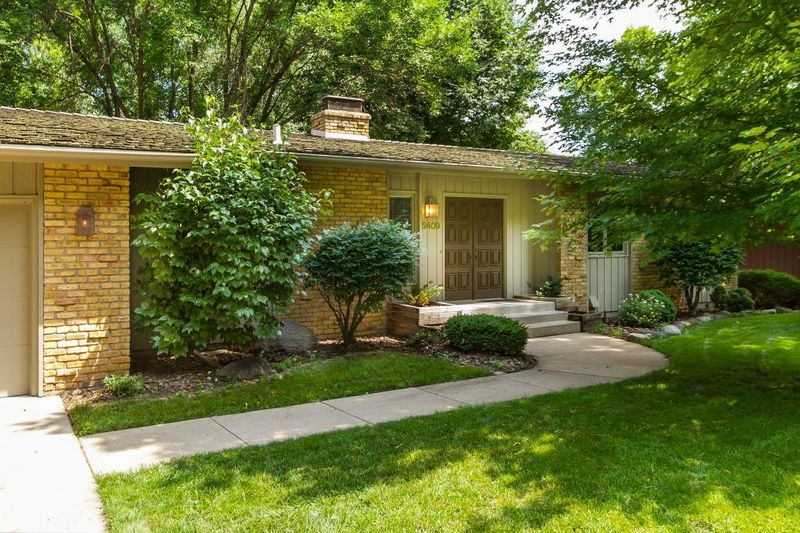 5409 Blake Rd S, Edina, MN 55436