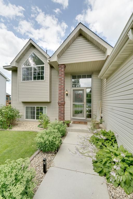 2195 Ponds Way, Shakopee, MN 55379