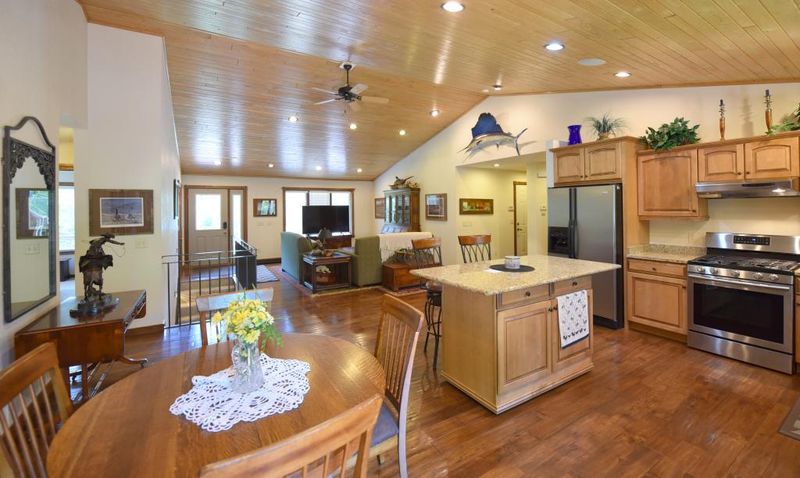 20688 Madson Ave, Brainerd, MN 56401