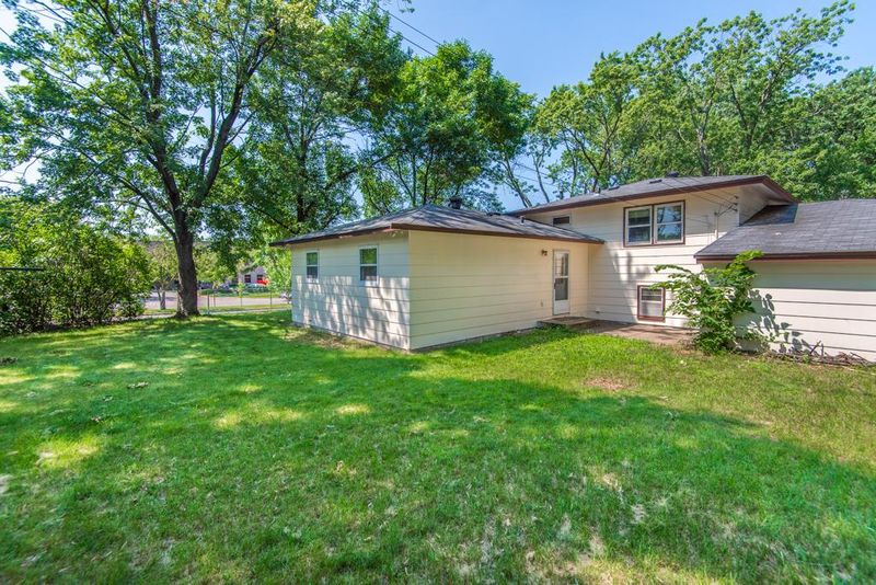 7301 Lyric Ln NE, Fridley, MN 55432