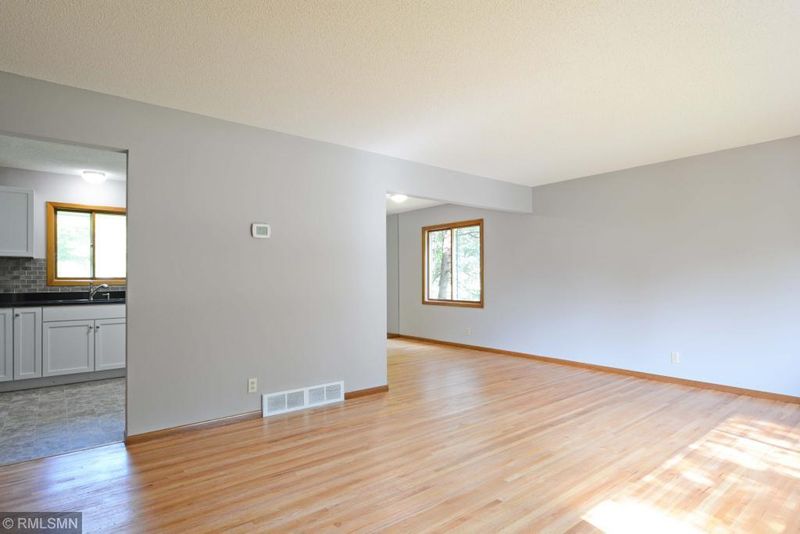 6890 University Ave NE, Fridley, MN 55432