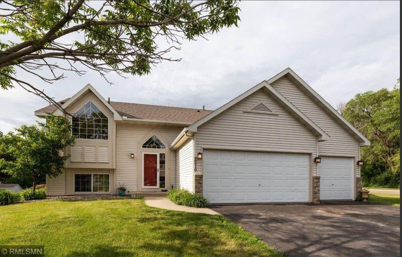 2210 Birn Hill Dr, Faribault, MN 55021