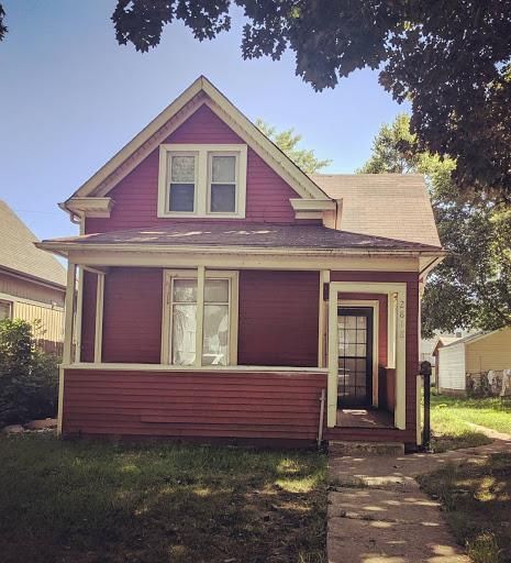 2818 Bryant Ave N, Minneapolis, MN 55411