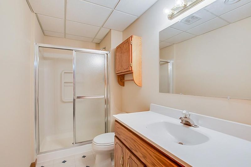 634 Lodge Dr, Jordan, MN 55352