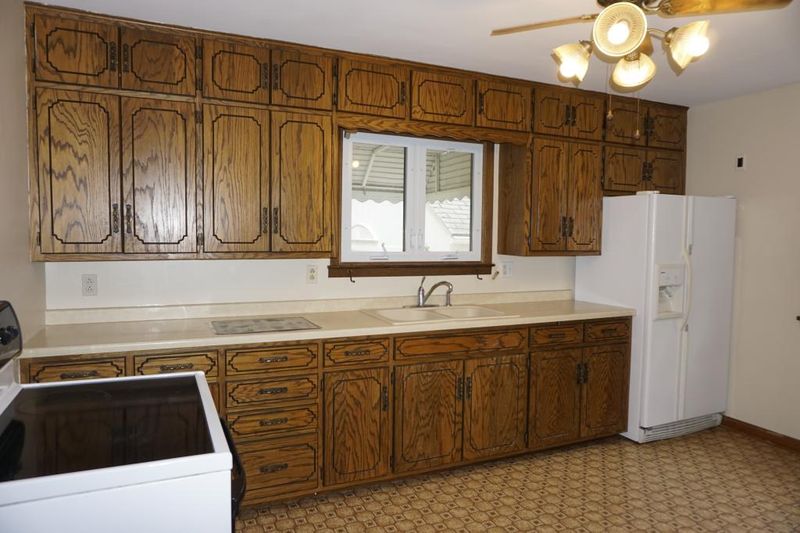 411 4th St S, Cold Spring, MN 56320