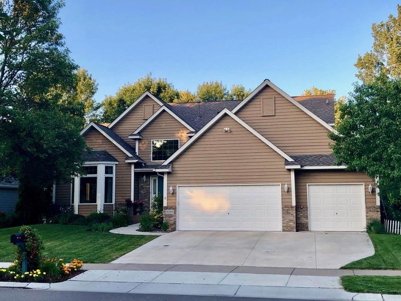 8298 Yuma Way N, Maple Grove, MN 55311