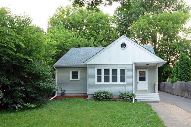 1313 Westminster St, Saint Paul, MN 55130