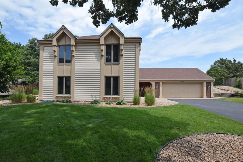 14103 Garden View Ct, Apple Valley, MN 55124