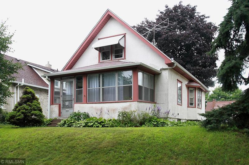 1351 Lafond Ave, Saint Paul, MN 55104