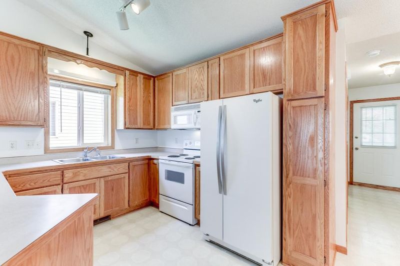 5360 140th Ct NW, Ramsey, MN 55303