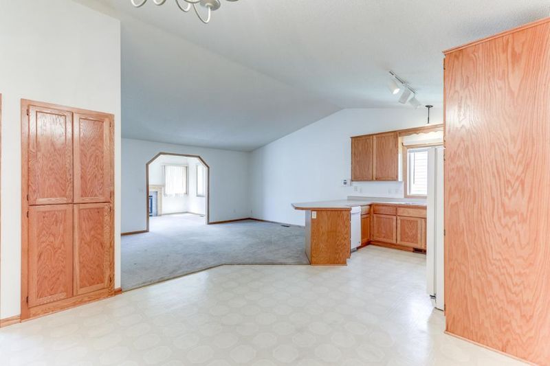 5360 140th Ct NW, Ramsey, MN 55303