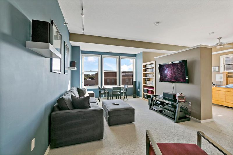 445 Wacouta St #301, Saint Paul, MN 55101