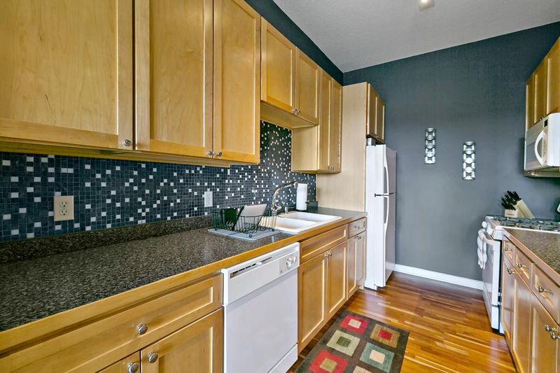 445 Wacouta St #301, Saint Paul, MN 55101