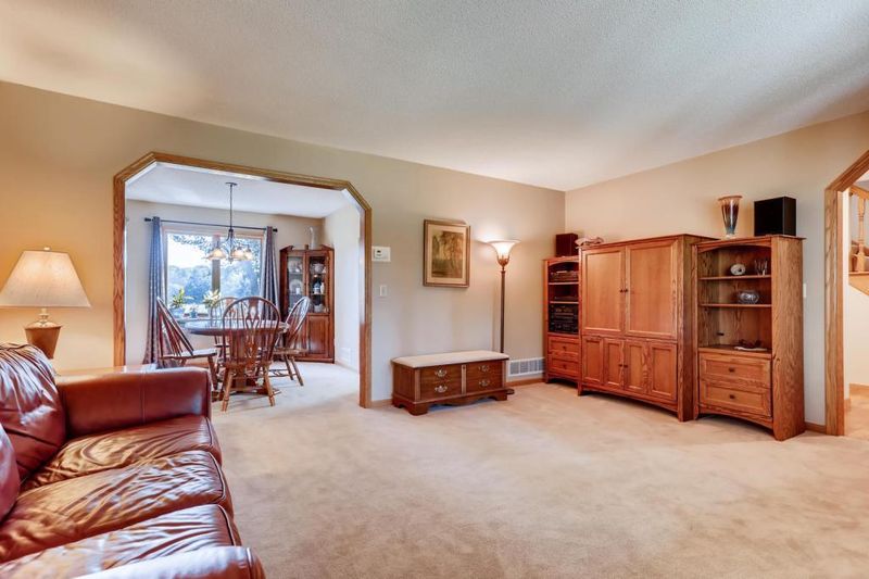 20207 Polk St NE, Cedar, MN 55011
