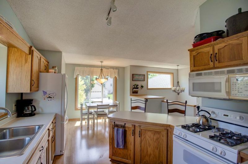 14356 Salem Ave, Savage, MN 55378