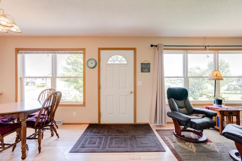 849 7th Ave NW, Arlington, MN 55307