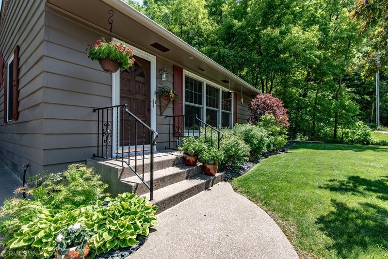 611 18th St, Red Wing, MN 55066