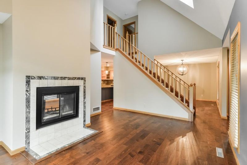 7364 Ontario Blvd, Eden Prairie, MN 55346