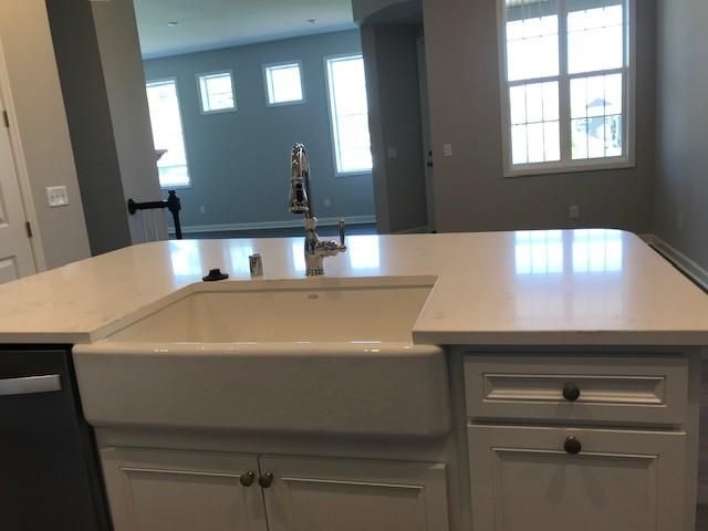 2339 Lemay Shores Dr, Mendota Heights, MN 55120