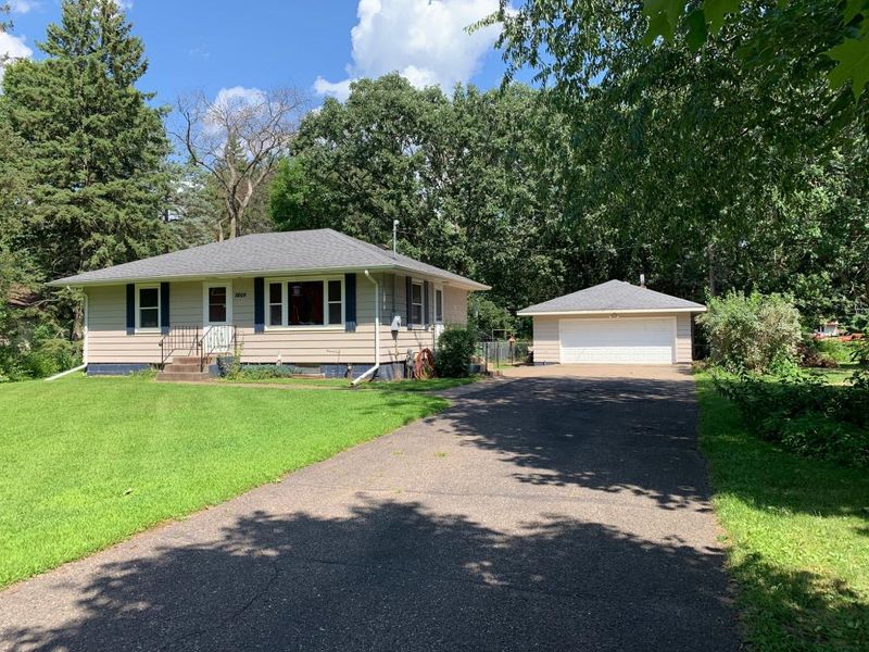 7809 Eastwood Rd, Mounds View, MN 55112