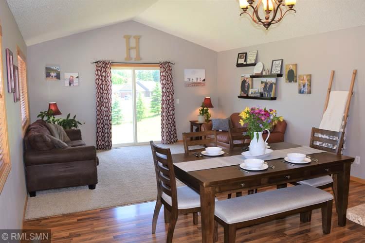 505 Rodeo Dr, Buffalo, MN 55313
