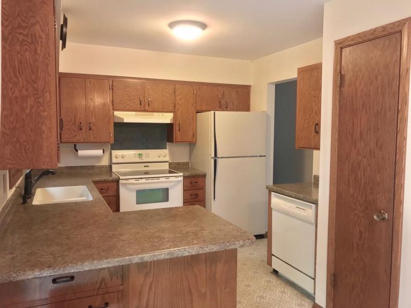 3137 Mars Ave, Eau Claire, WI 54703