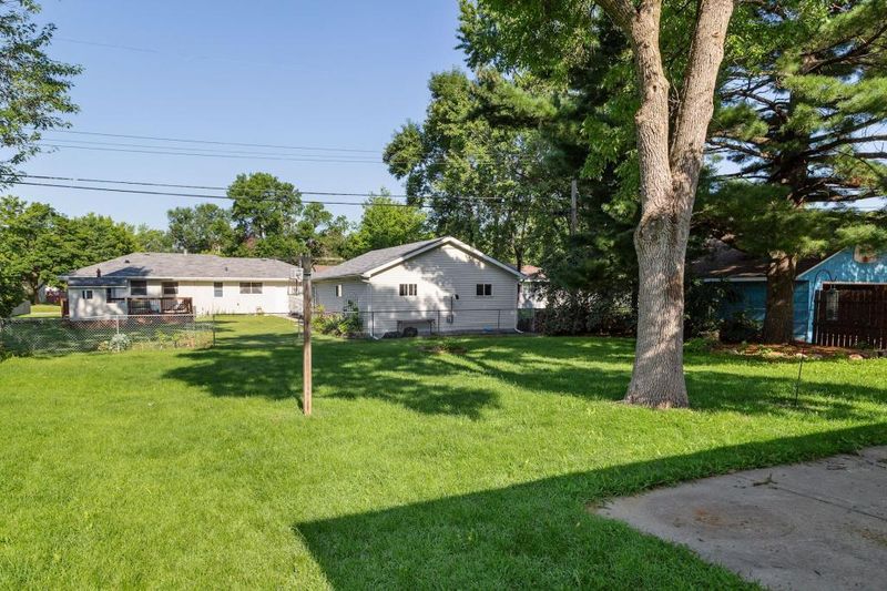 6019 Colfax Ave N, Brooklyn Center, MN 55430