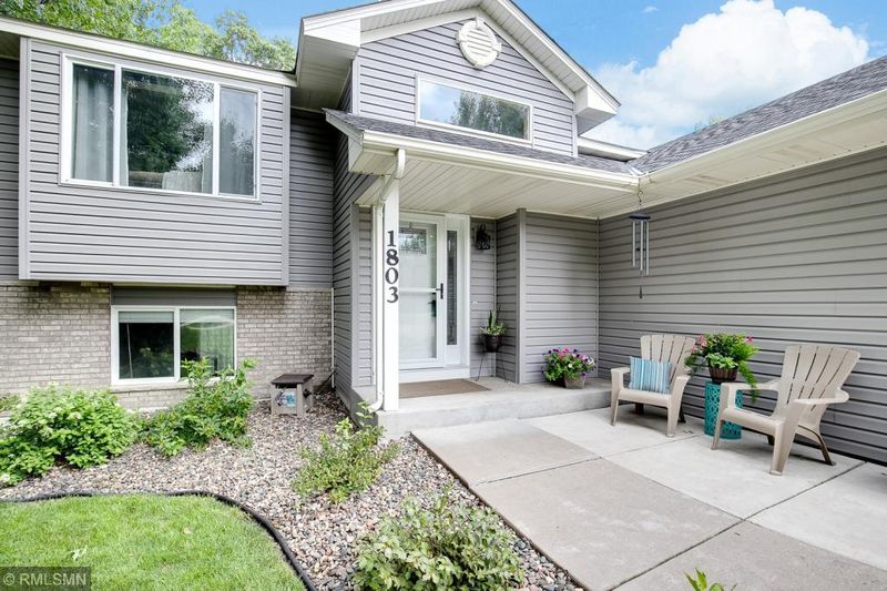 1803 123rd Ln NE, Blaine, MN 55449