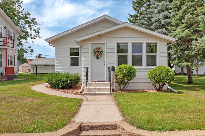 121 23rd Ave N, Saint Cloud, MN 56303