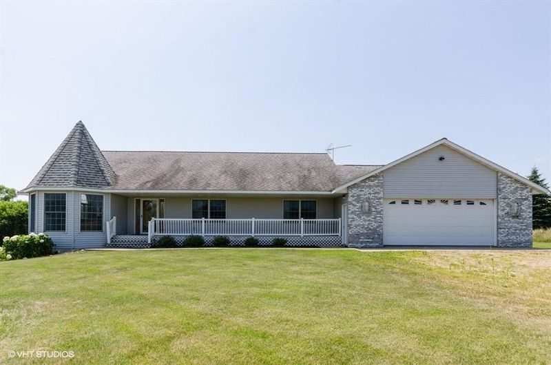 6691 Jasper Ave NW, Annandale, MN 55302