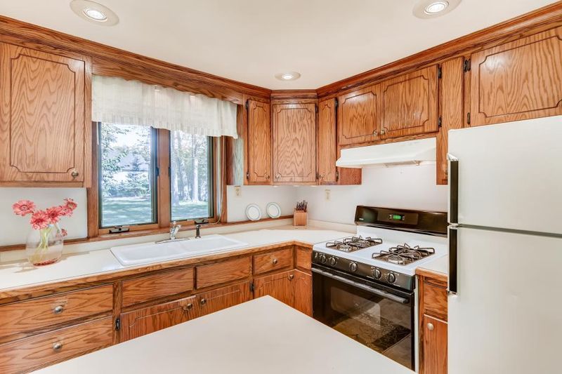 3000 Arcade St, Little Canada, MN 55109