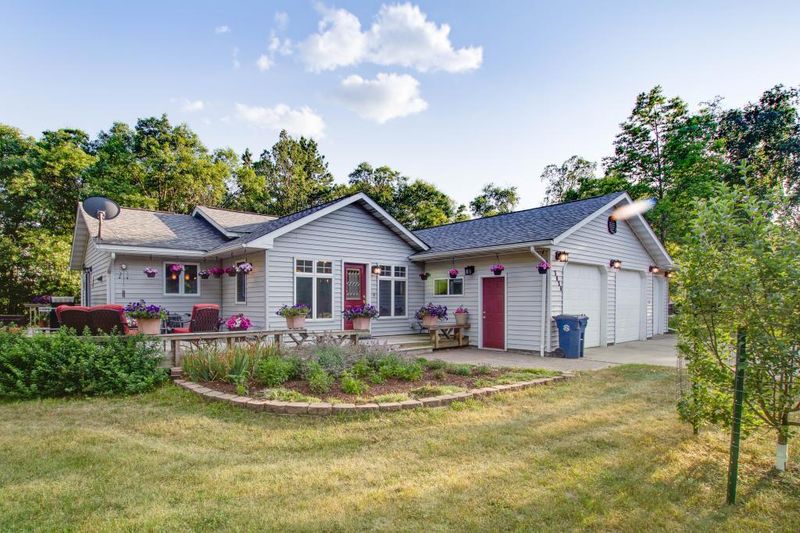 3826 Sherman Dr NE, Bemidji, MN 56601
