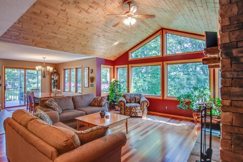3826 Sherman Dr NE, Bemidji, MN 56601
