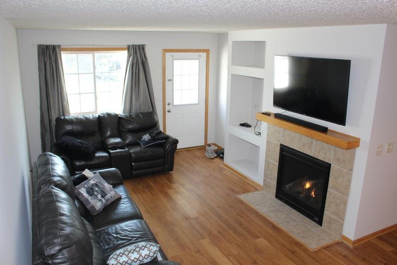6176 Marlowe Ave NE, Otsego, MN 55301