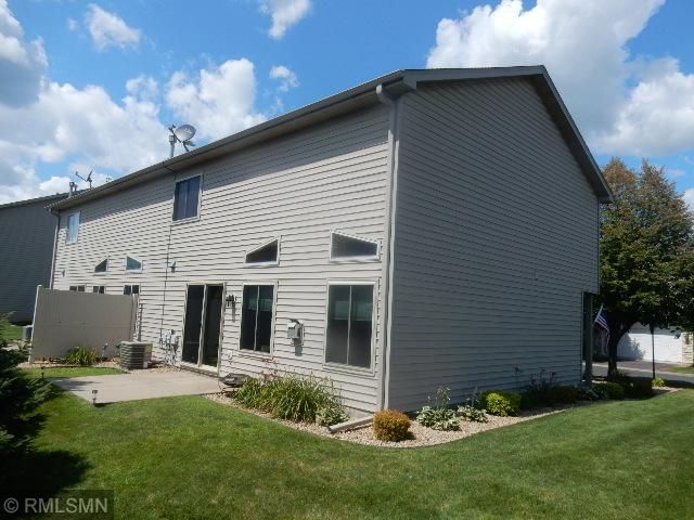 1128 Bristol Ln, Farmington, MN 55024