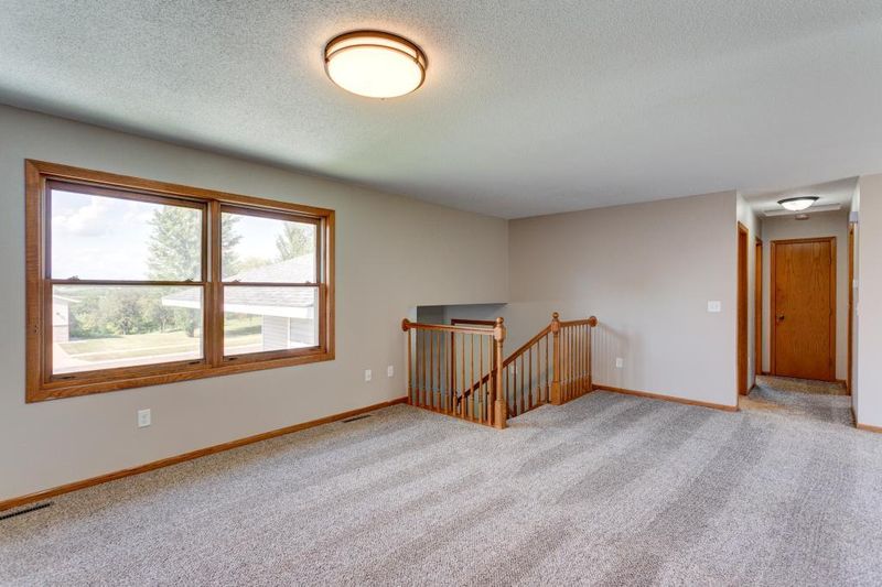 4920 10th St NW, Rochester, MN 55901