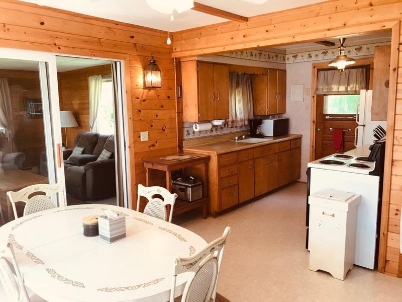 39981 Victory Ln, Cohasset, MN 55721