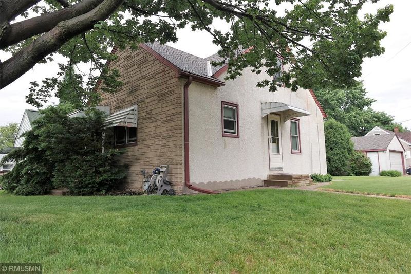 857 3rd Ave S, South Saint Paul, MN 55075