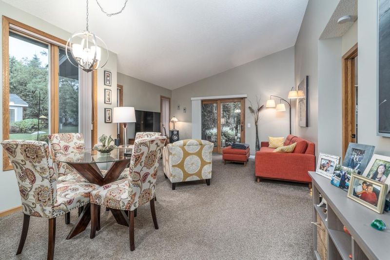 2537 Manitou Ln, White Bear Lake, MN 55110