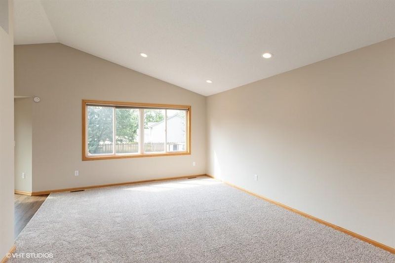 3514 144th St W, Rosemount, MN 55068
