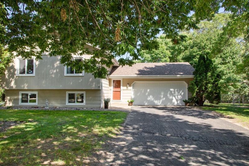 3325 116th Ave NW, Coon Rapids, MN 55433