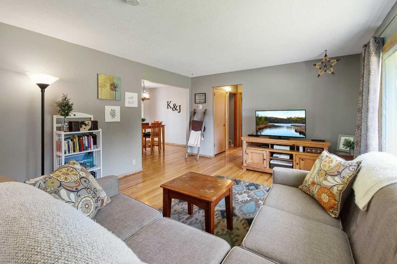 6237 Kyle Ave N, Brooklyn Center, MN 55429